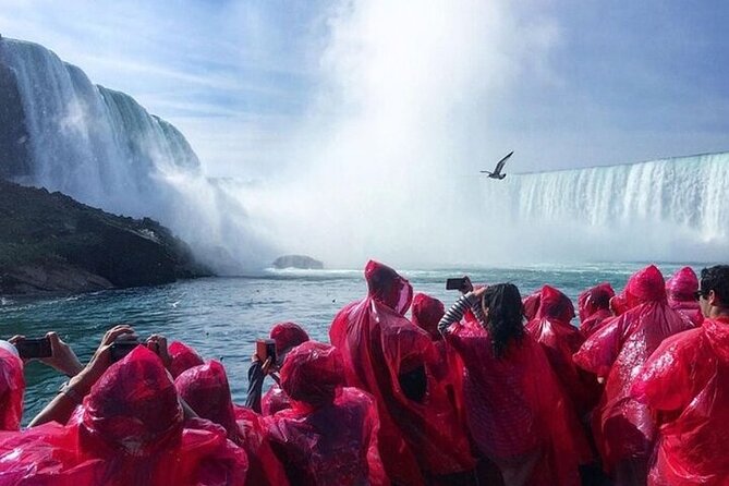 Niagara Falls Tour from Toronto with Winery & Niagara on The Lake - The guides can shape the whole day