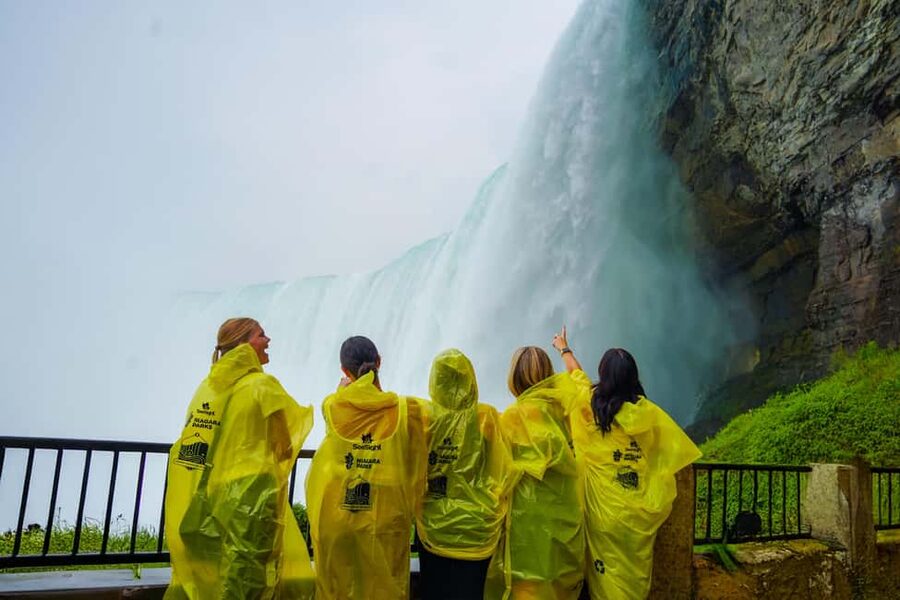 Niagara Falls Tour: Skylon, Journey Behind Falls & Boat Ride - Why this Niagara Falls tour works well