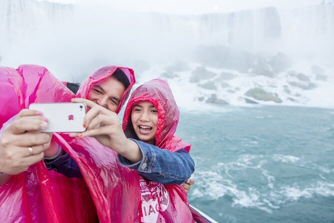 Niagara Falls Tour with Boat Ride & Journey Behind the Falls - What the guide adds to the morning