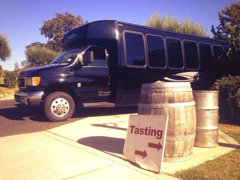 Niagara Falls: Winter Niagara Wine Tour with Transportation - Key points before you book