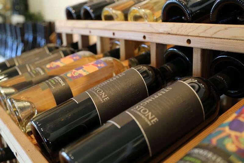 Niagara Falls: Winter Niagara Wine Tour with Transportation - Getting to the right pickup point