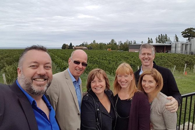 Niagara-on-the-Lake Small Group Wine Tour with Picnic Lunch - Lakeview Wine Co. offers the longest tasting stop