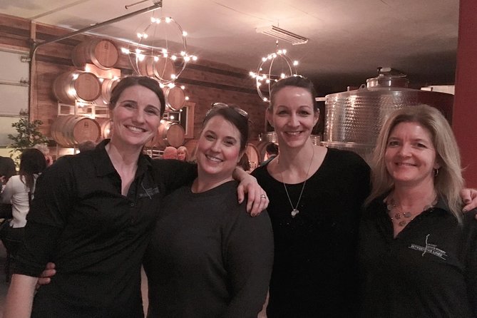Niagara's Decadent Sparkling and Icewine Tasting - The hosts make the tasting personal