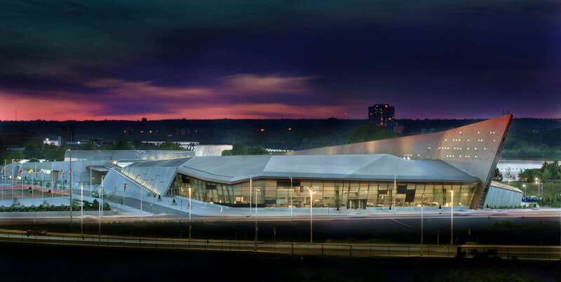 Ottawa: Canadian War Museum Admission - Arriving at 1 Vimy Place