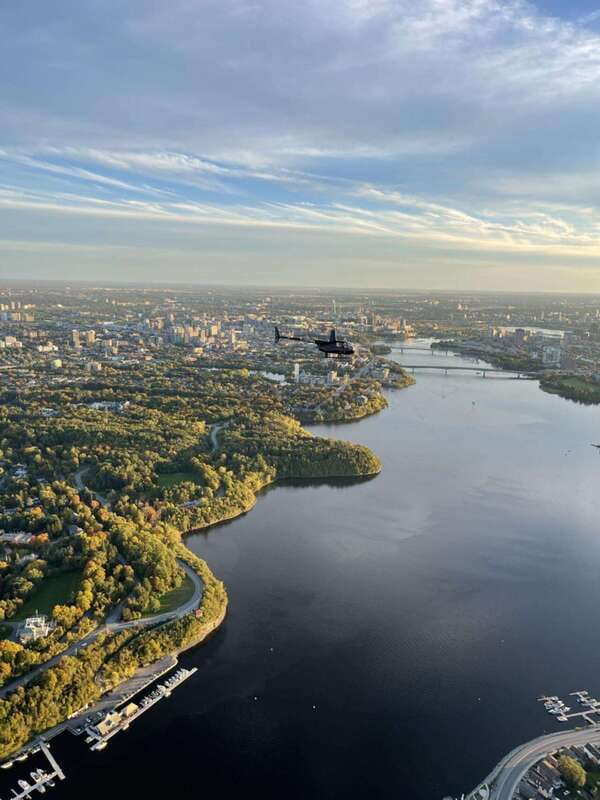 Ottawa: Helicopter Ride with Live Commentary - Weather, comfort, and practical planning