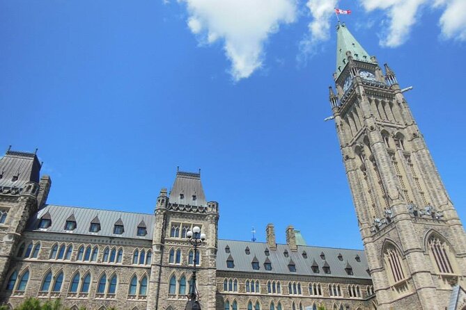 Ottawa Hop-On Hop-Off Sightseeing Tour - The Nature Museum and the Glebe area