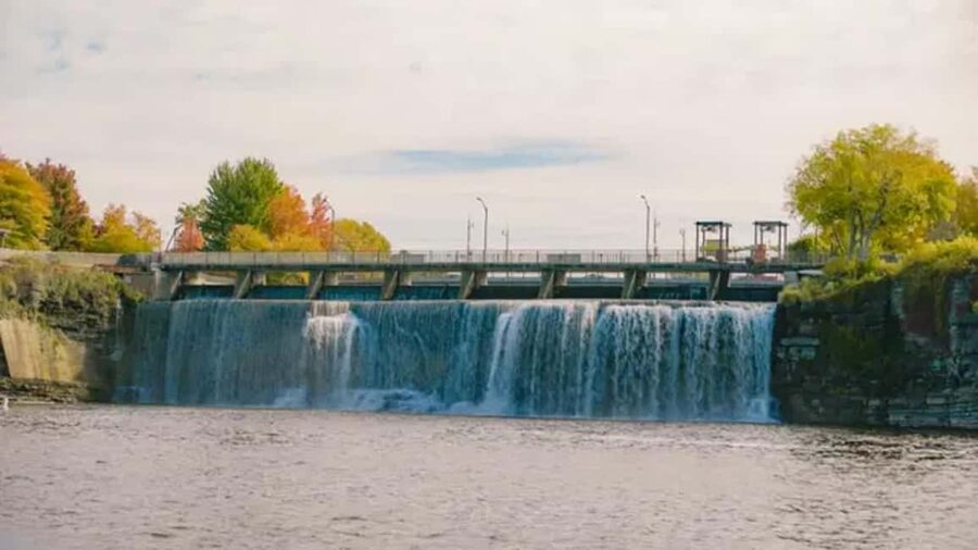 Ottawa Premium Small Group Tour with Canal Cruise - Key points to know before booking
