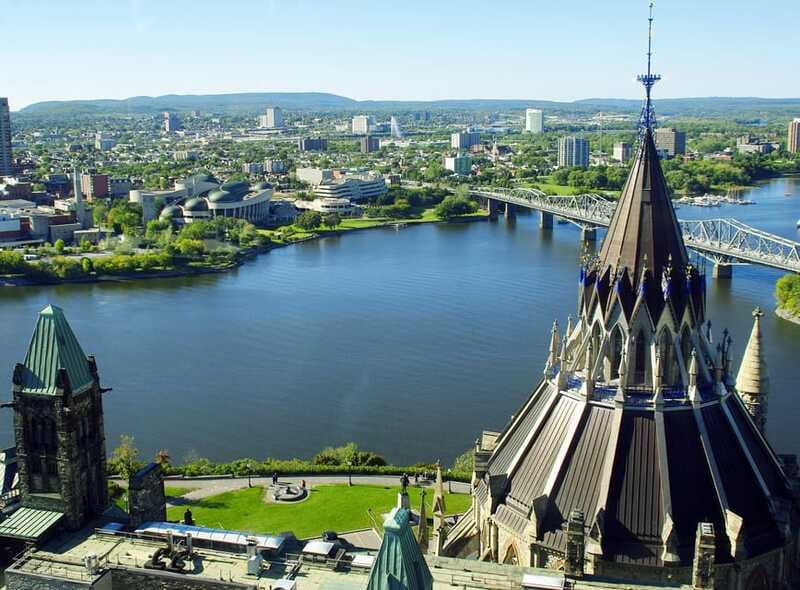 Ottawa: Private Walking Tour with a Local - Who should book this Ottawa tour?
