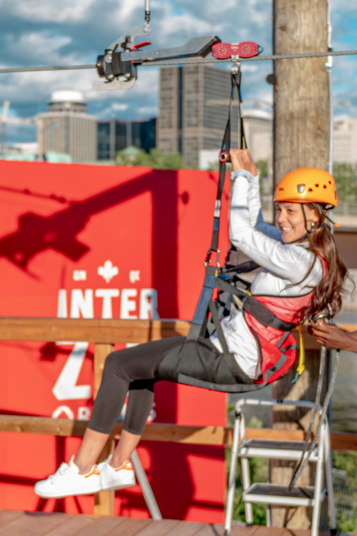 Ottawa: River Zipline Adventure - The flight from Ottawa to Gatineau