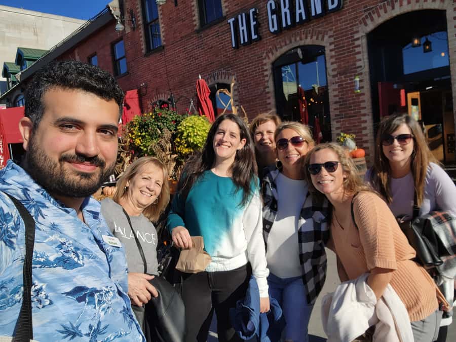 Ottawa: Taste of the ByWard Market Food Tour - Starting at the Totem Pole outside Ottawa School of Art