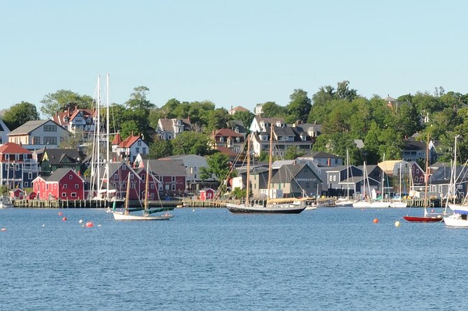 Peggy's Cove and Lunenburg Tour (small group) - Weather, walking, and who should book