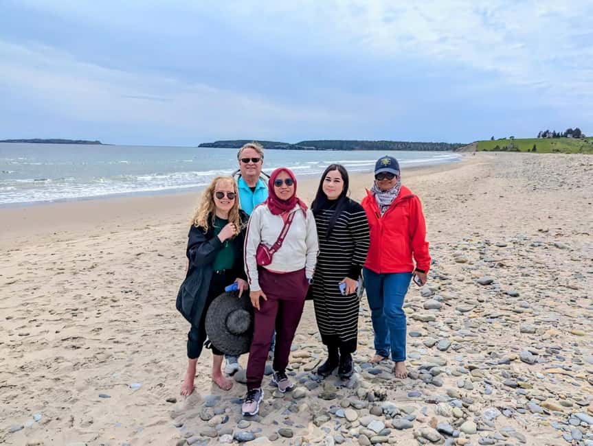 Peggy’s Cove, Lunenburg & 2 Hidden Gems – Full Day Tour - Two hours in UNESCO-listed Lunenburg