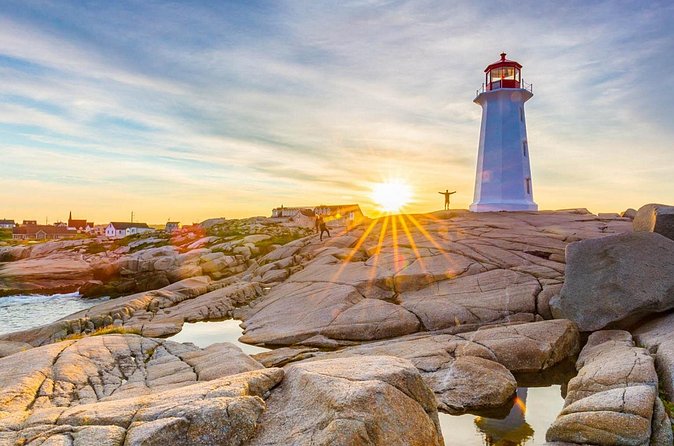 Peggys Cove Tour in Private Vehicle - Cruise pickup at Pavilion 20