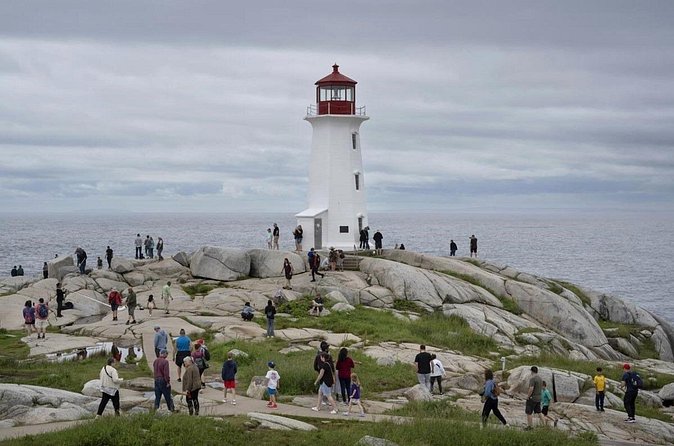 Peggys Cove Tour in Private Vehicle - Guide quality can shape the whole day