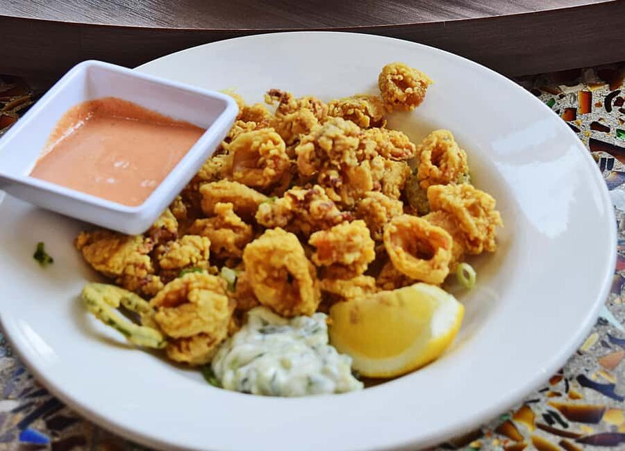 Pickle Pub Crawl: Ferry Rides and Appetizers - Downtown Victoria: a first drink and a quick introduction