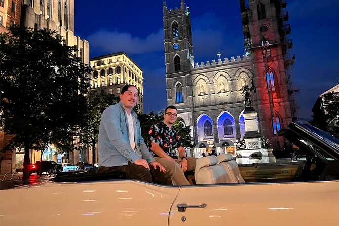 PRIVATE 2-Hour tour of Montréal in Convertible Cadillac + Murals - Chinatown and Montréal’s many communities