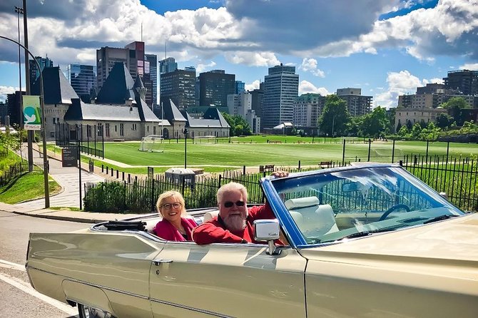 PRIVATE 3-hour COMPLETE tour of Montréal in convertible Cadillac - Mount Royal without the punishing climb