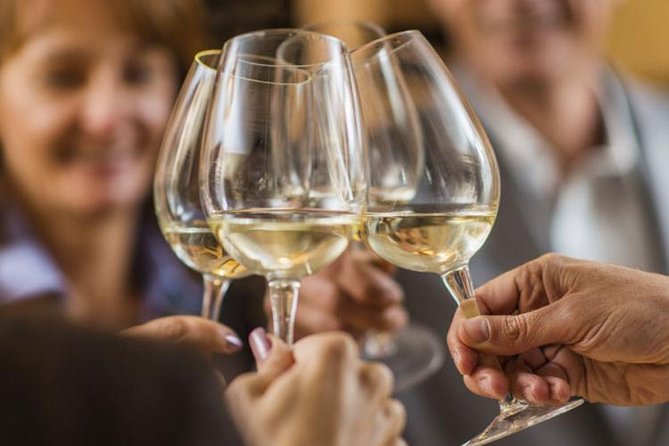 Private Customizable Wine-Tasting Adventure/Day Tour Niagara - Why a private Niagara wine day works so well