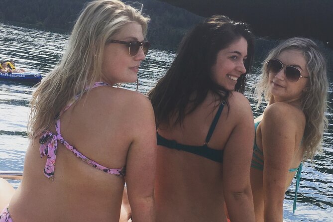 Private Luxury Captained 3-Hour Pontoon Boat Cruise (2-11 Guests) - The captains make the difference