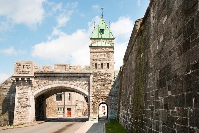 Private Tour: Quebec City Walking Tour - Petit-Champlain and the Breakneck Steps