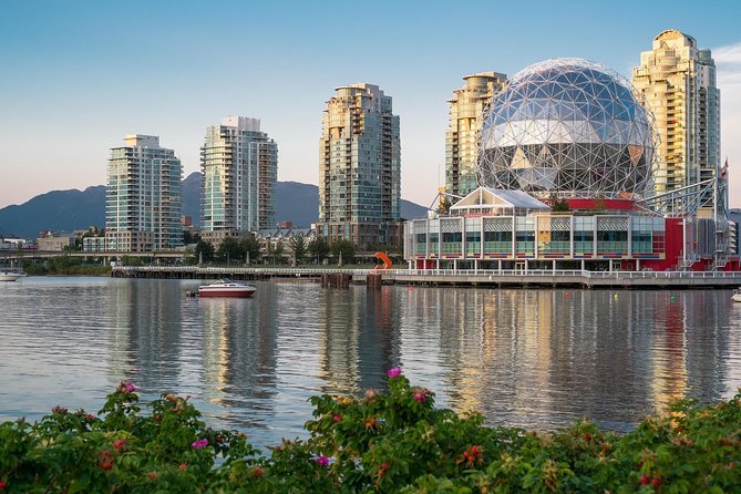 Private Tour: Vancouver Sightseeing and Capilano Suspension Bridge - Gastown and the famous Steam Clock