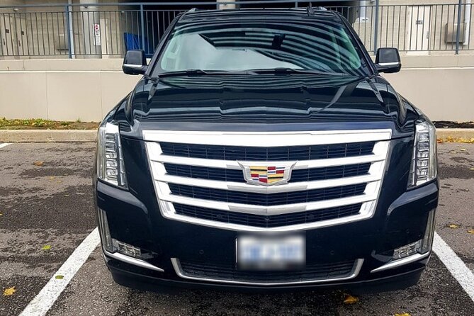 Private Transfer Toronto Pearson Airport To Toronto Hotels/Airbnb - Meeting your driver at Toronto Pearson