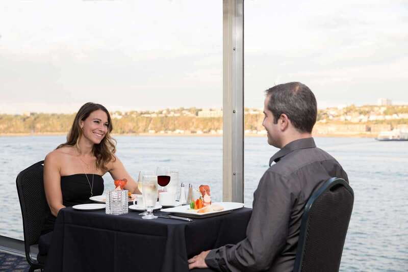 Québec City: 3 or 5-Course Dinner Cruise with DJ & Dancing - Arriving at Chouinard Pier