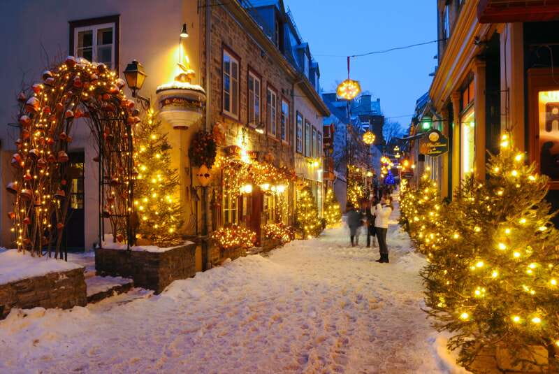 Quebec City: Christmas Magic Walking Tour in Old Quebec - Starting at Sainte-Anne Street