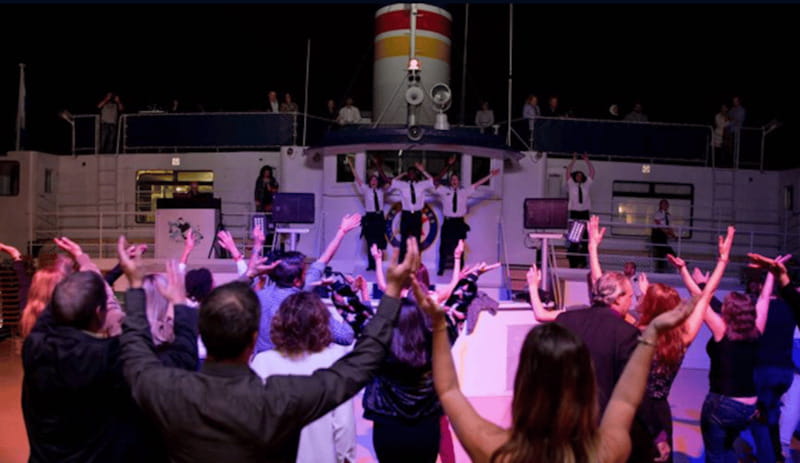 Québec City: Evening Cruise with Live DJ - Drinks, food, and the real price