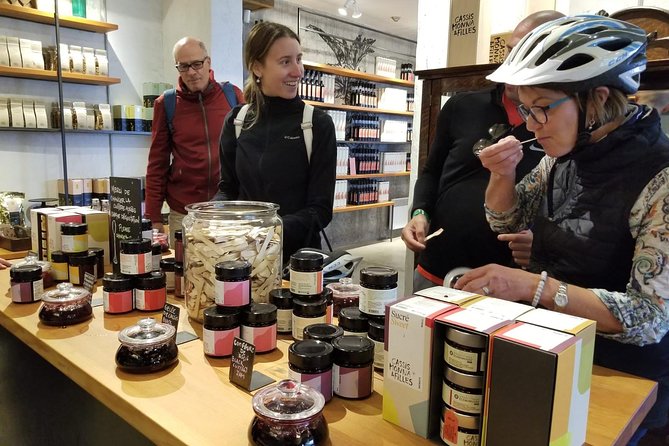 Quebec City - Guided E-Bike Tour & Tastings - Ile d'Orléans - Berries and river views at Ferme François Gosselin