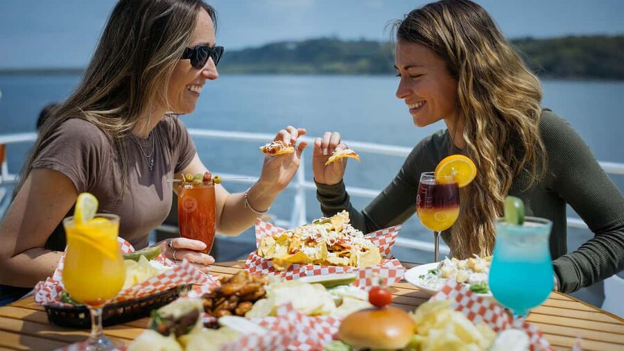 Québec City: Guided Sightseeing River Cruise - Why the St. Lawrence view changes your visit
