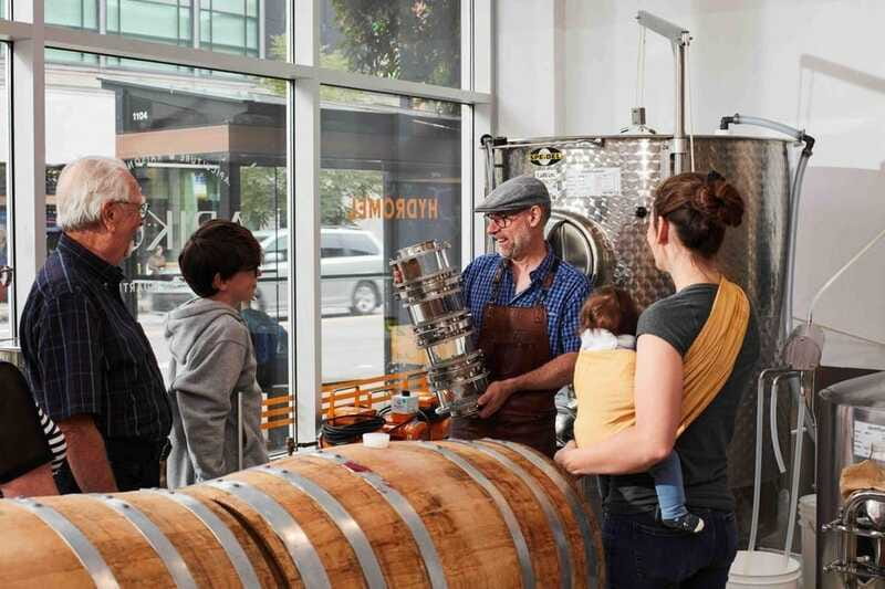 Quebec City: Honey and Distillery Tour with Tasting - What makes the small group worthwhile