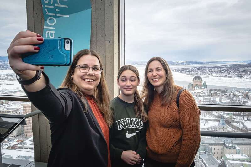 Quebec City: Observatoire de la Capitale Entry Ticket - The best time to visit for changing views