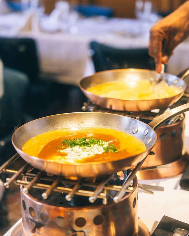 Quebec City: Old Quebec 5-Course Gourmet Food Tour - Five courses, four restaurants, and a full evening meal