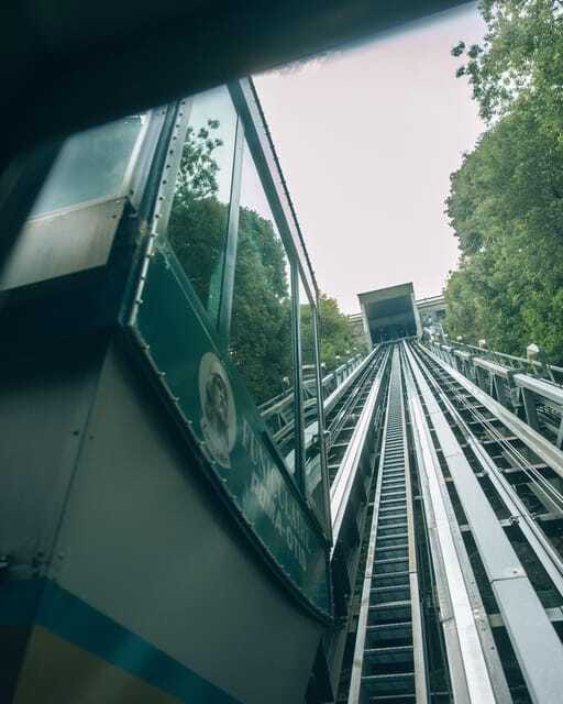 Quebec City: Old Quebec Classic Walking Tour with Funicular - The funicular ride and the view toward the river