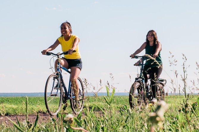Quebec City - Regular Bike Rental on Ile d'Orléans - Why Île d’Orléans works so well by bicycle