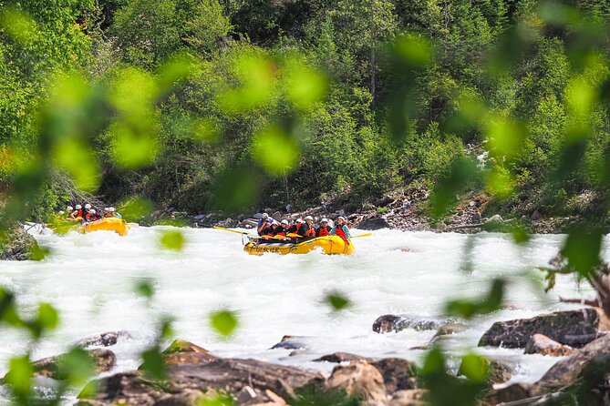 Rafting Adventure on the Kicking Horse River - Guides make the difference