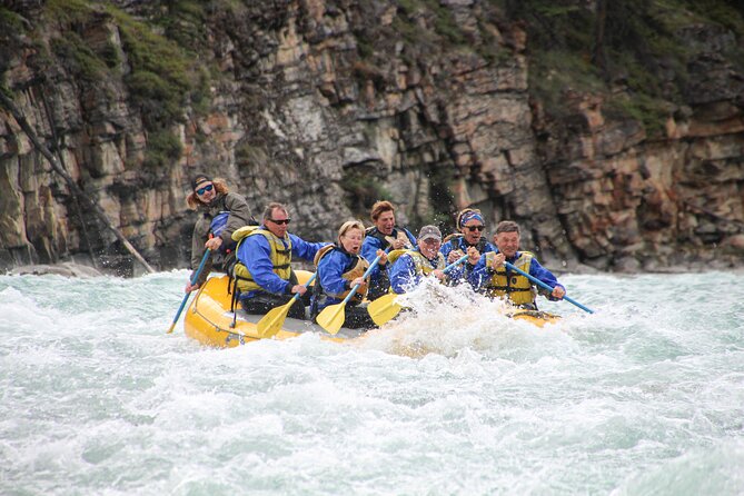 Rafting Athabasca Falls Run in Jasper - The 15-kilometer canyon run