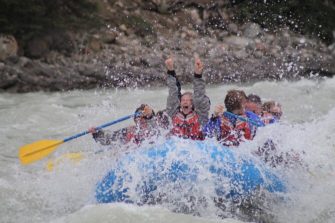 Rafting on Athabasca River Mile 5 in Jasper - Four or five grade 2 rapid sections