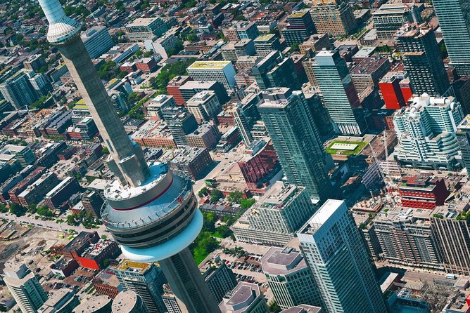 Romantic Jewel - Private Helicopter Tour for 2 - The CN Tower and Toronto waterfront from above