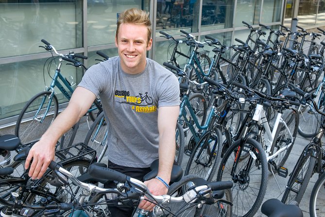 Self-Guided Biking in Ottawa-Gatineau - Starting on pedestrian-only Sparks Street