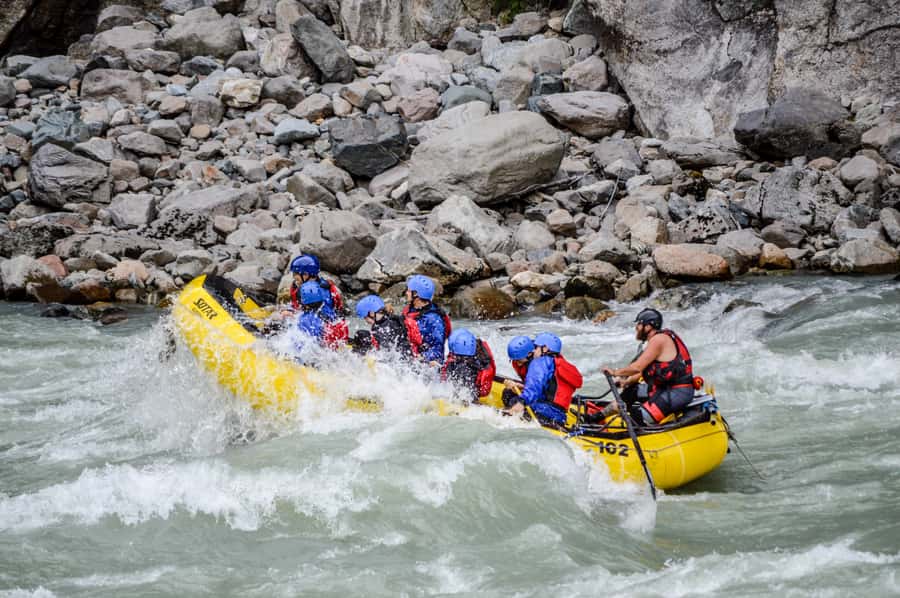 Squamish: Wet and Wild Elaho Exhilarator Rafting Experience - Who should book this rafting trip
