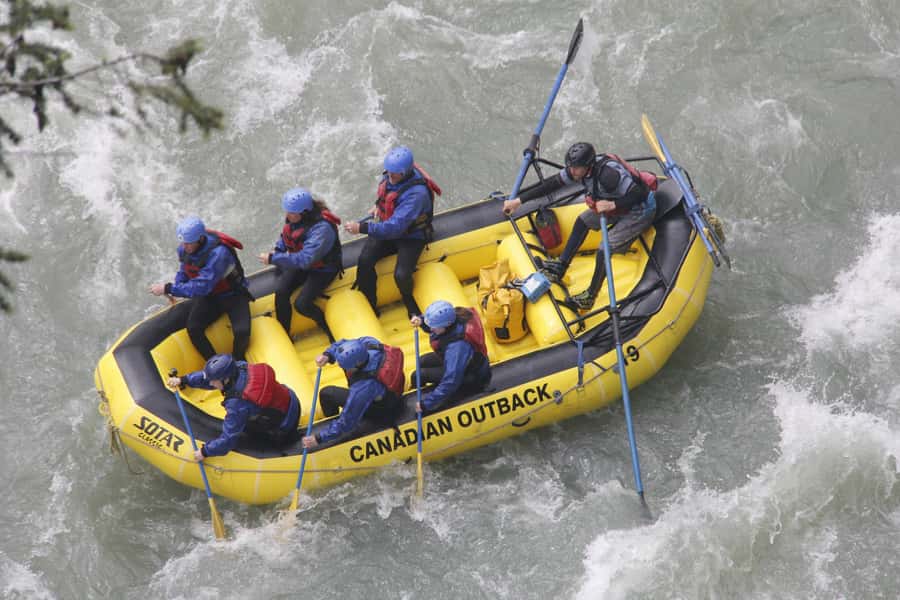 Squamish: Wet and Wild Elaho Exhilarator Rafting Experience - Riding Class 3 and 4 rapids