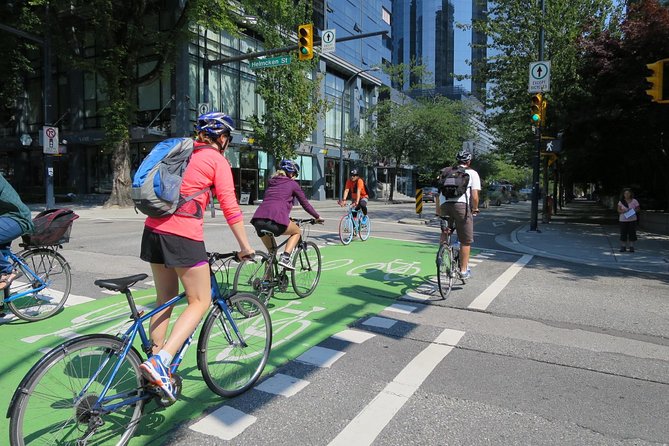 Stanley Park & Downtown - Vancouver Bike Tours - Robson Square and the Marine Building