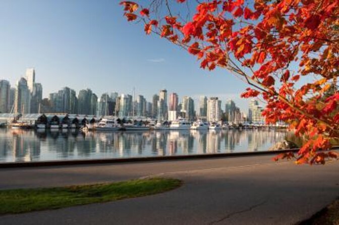 Stanley Park & Downtown - Vancouver Bike Tours - Davie Village and the West End’s Local Story