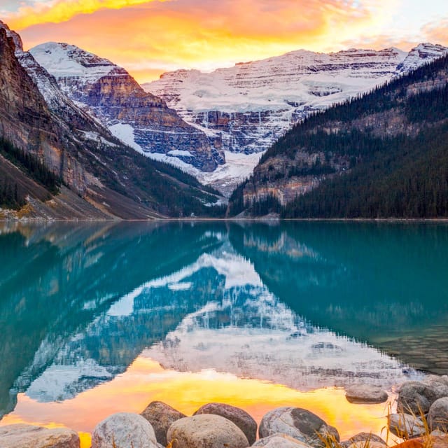 Sunrise or Sunset/Stargazing Tour at Moraine Lake from Banff - Guides who add real value