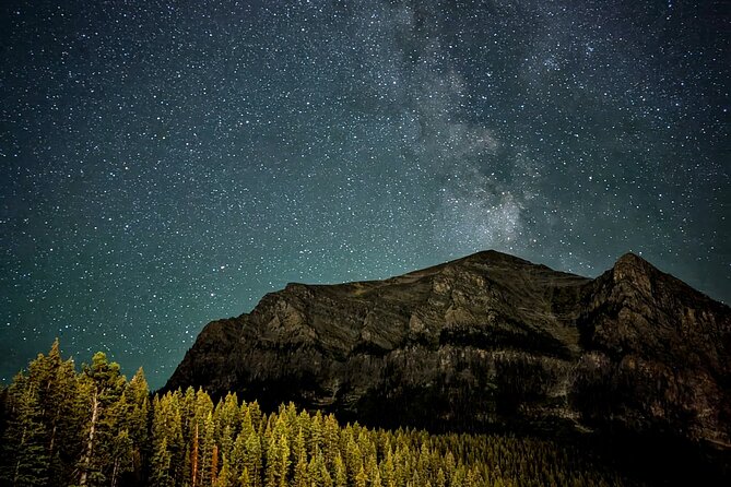 Sunset at Moraine Lake & Stargazing Tour from Canmore/Banff - Sunset, hot drinks, and the long wait for stars
