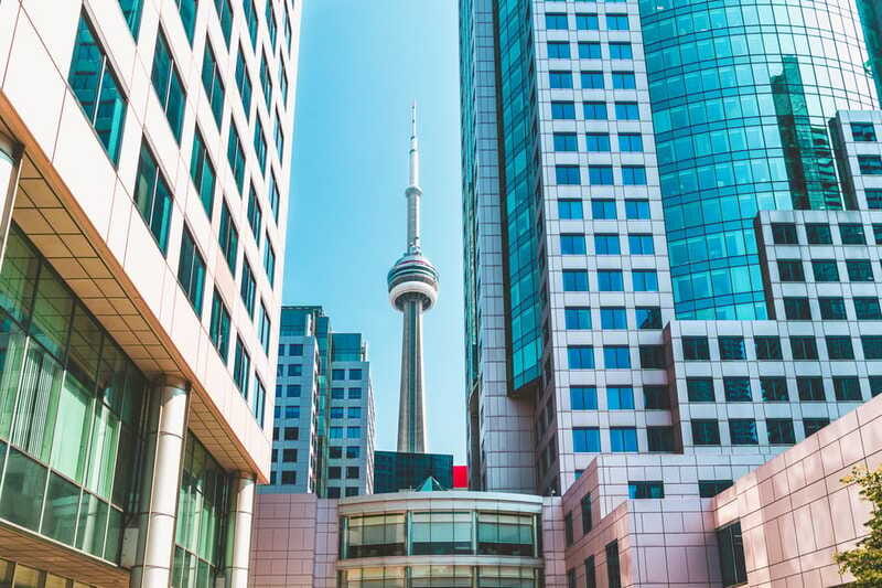 Toronto: 2-Hour Downtown Walking Tour - Yonge-Dundas Square and the theatre quarter