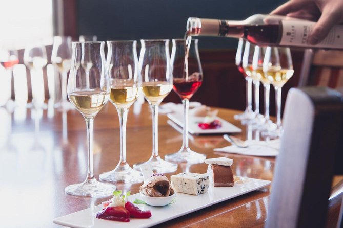 Toronto Aerial Tour with Niagara Winery Tasting Tour with iflyTOTO - Starting at 9:30 am: The Airport Matters