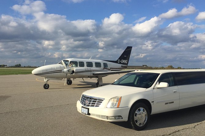 Toronto Aerial Tour with Niagara Winery Tasting Tour with iflyTOTO - The Flight Over Toronto and Toward Niagara